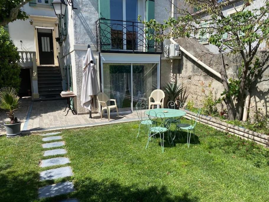 Charmant Studio Avec Jardin Avignon Eksteriør billede